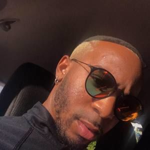 Meet your Posher, Darius